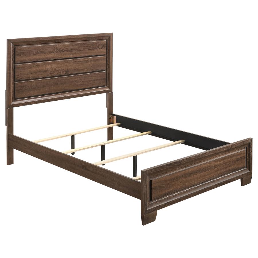 CoasterEveryday Brandon Panel Bed Medium Warm Brown