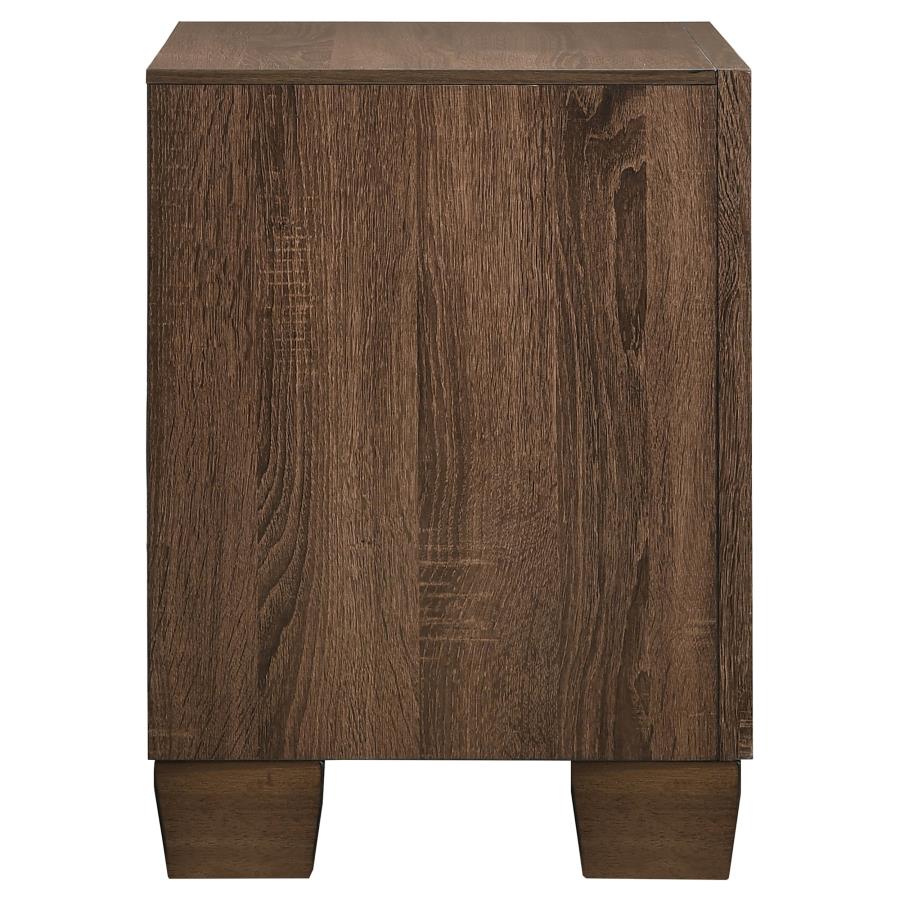 CoasterEveryday Brandon 2-Drawer Nightstand Medium Warm Brown