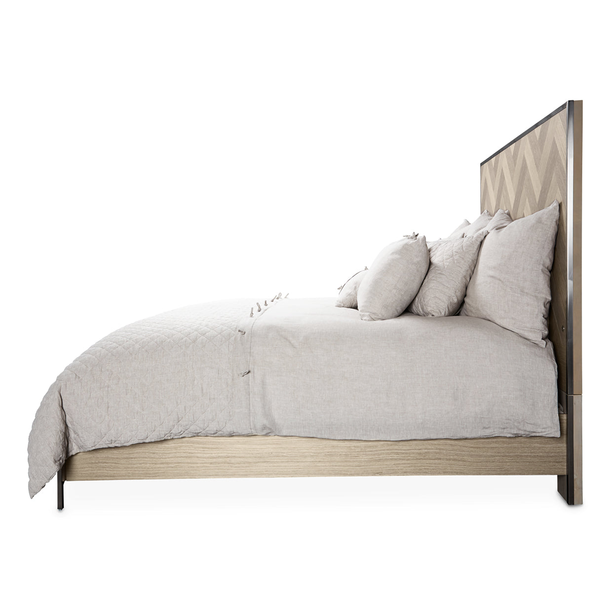 Michael Amini SILVERLAKE VILLAGE Panel Bed (3 Pc)