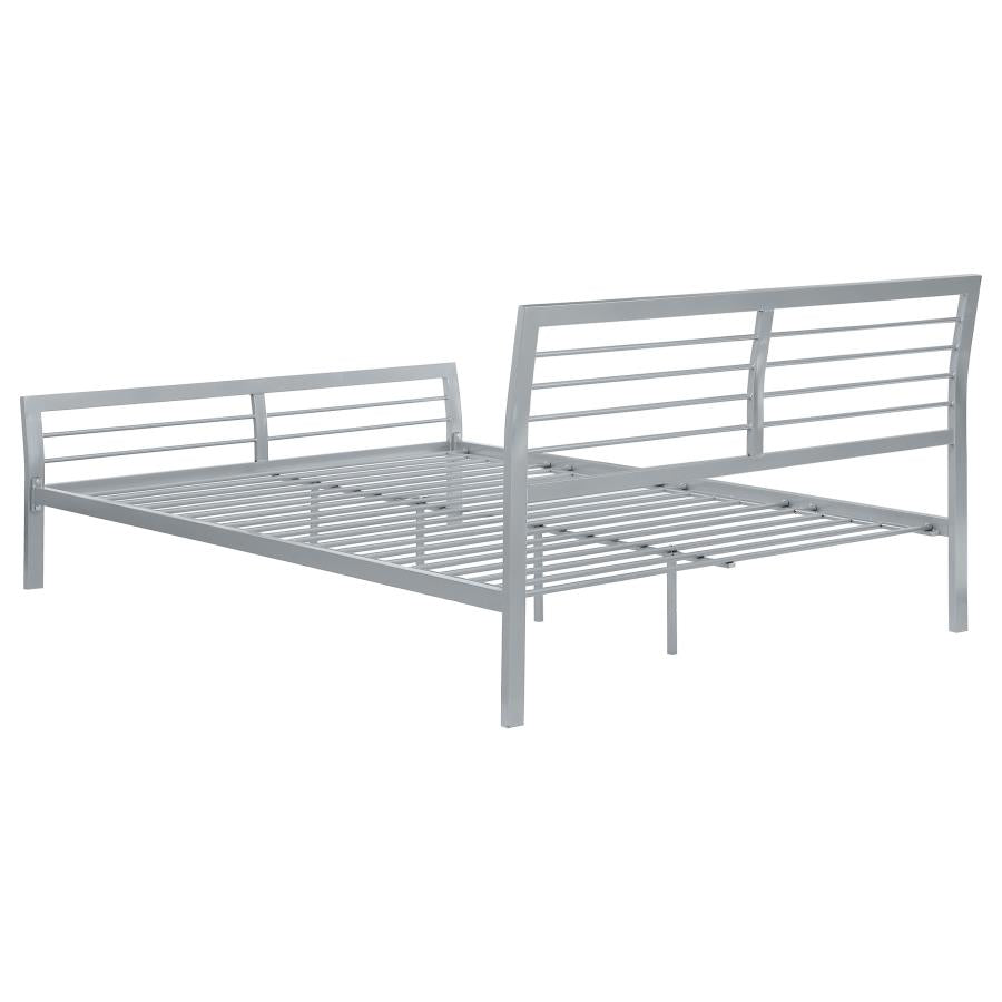 CoasterEveryday Cooper Metal Bed Silver